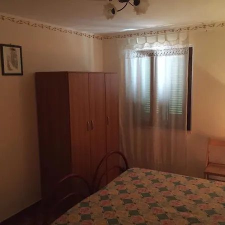 Elisa - Localita Innamorata *