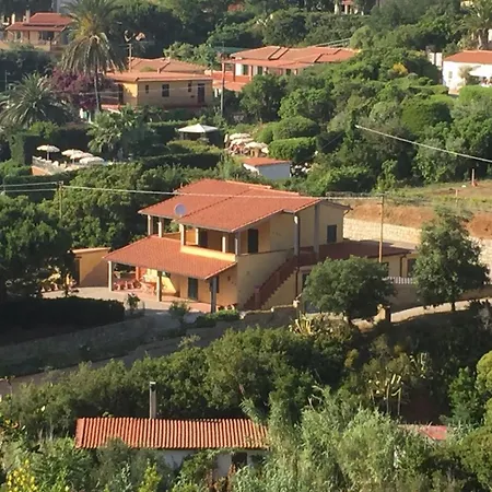 Elisa - Localita Innamorata *